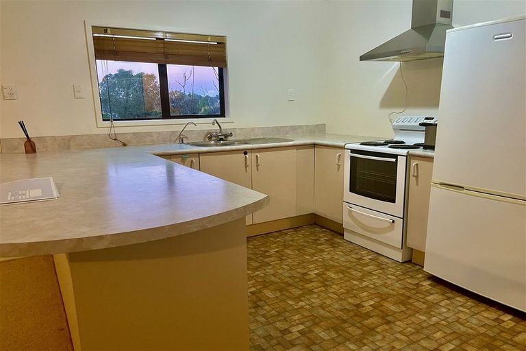 Photo of property in 2/191 Don Buck Road, Massey, Auckland, 0614