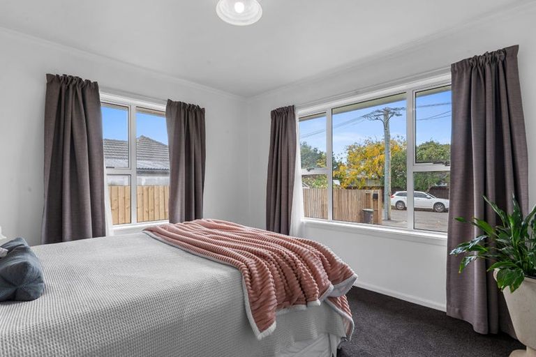 Photo of property in 75 Appleby Crescent, Burnside, Christchurch, 8053
