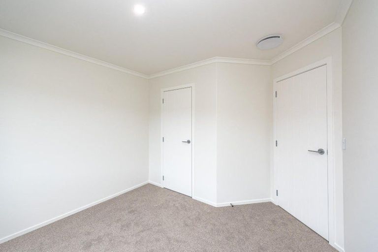 Photo of property in 32 Tirimoana Place, Otamatea, Whanganui, 4501