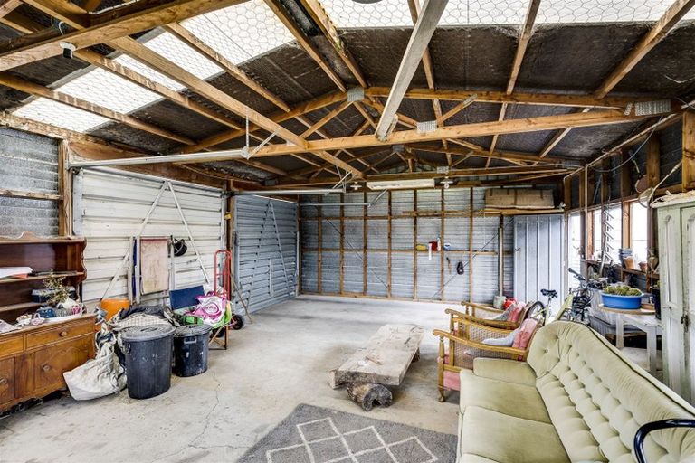 Photo of property in 155 School Road, Clive, 4102