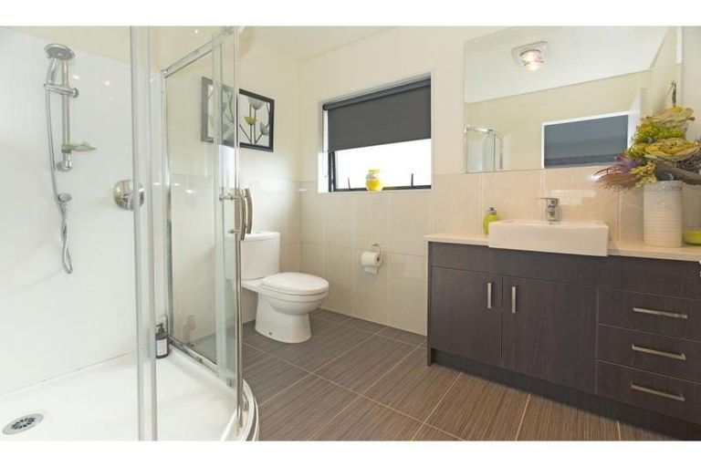 Photo of property in 114 Voyager Drive, Gulf Harbour, Whangaparaoa, 0930