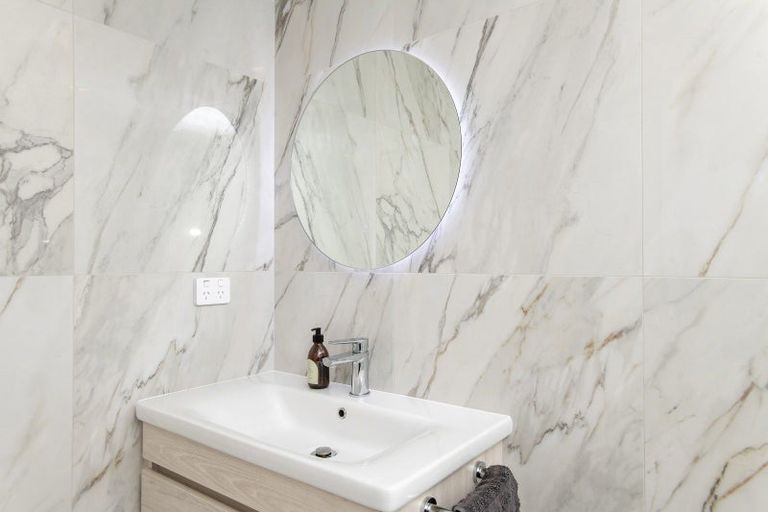 Photo of property in 74 Scarlys Way, Okitu, Gisborne, 4010