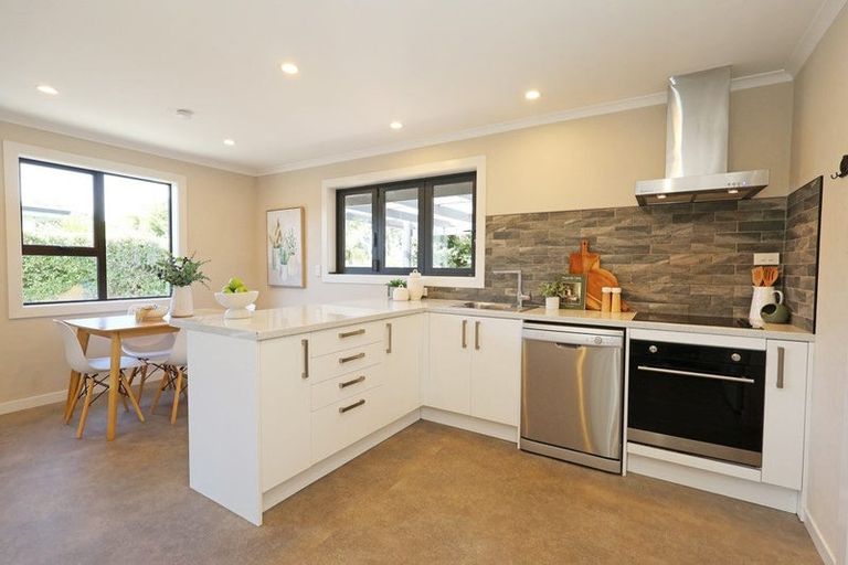 Photo of property in 319 Chelmsford Street, Waverley, Invercargill, 9810