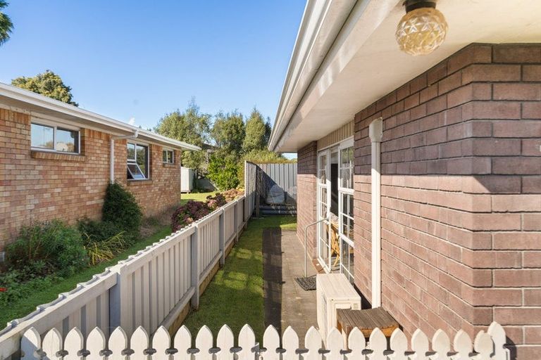 Photo of property in 86 Shakespeare Street, Leamington, Cambridge, 3432