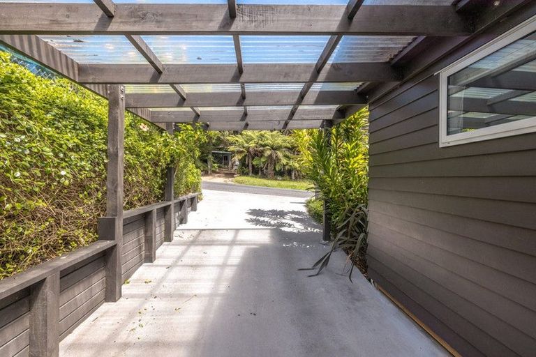 Photo of property in 19 Sea View Road, Ostend, Waiheke Island, 1081