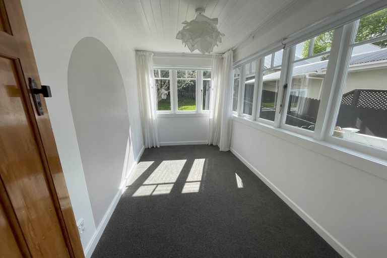 Photo of property in 41 Hillsborough Road, Hillsborough, Auckland, 1042