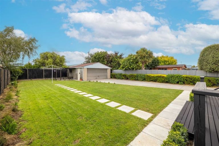 Photo of property in 23 Denise Crescent, Hornby, Christchurch, 8042