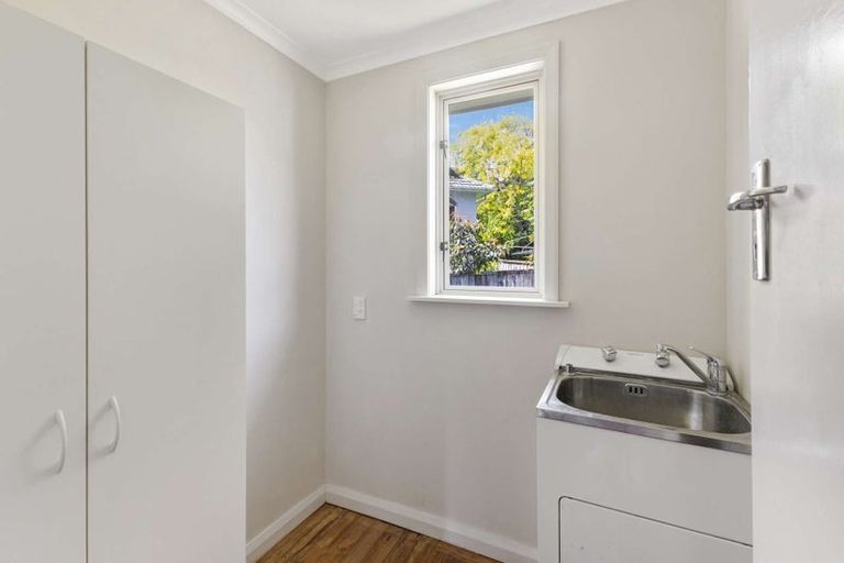 Photo of property in 19g Kenmore Street, Westown, New Plymouth, 4310