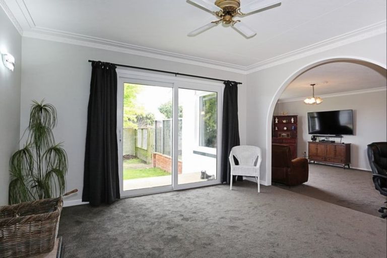 Photo of property in 1 Manapouri Street, Strathern, Invercargill, 9812