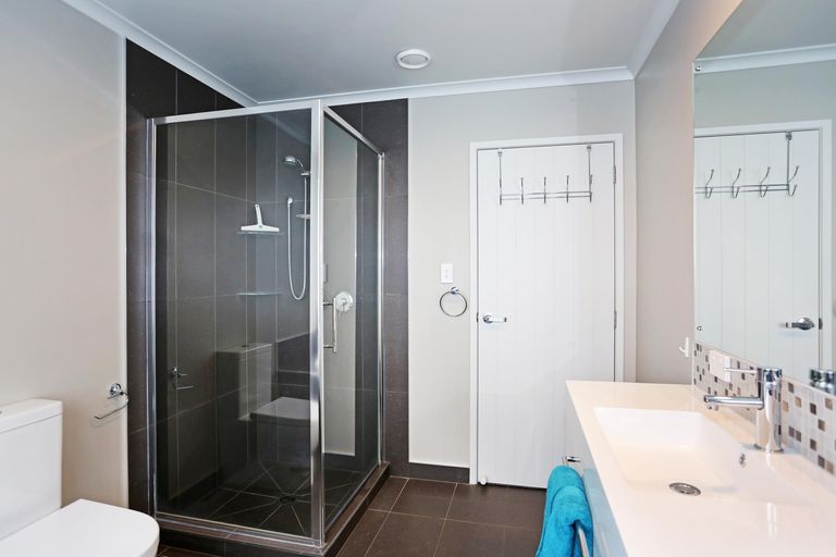 Photo of property in 2 Mirabell Place, Patumahoe, Pukekohe, 2679