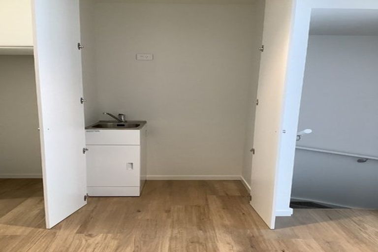 Photo of property in 10 Rato Rise, Waiwhetu, Lower Hutt, 5010