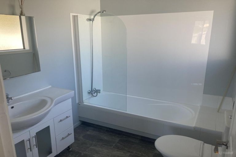 Photo of property in 8-14 Milford Street, Waimate, 7924