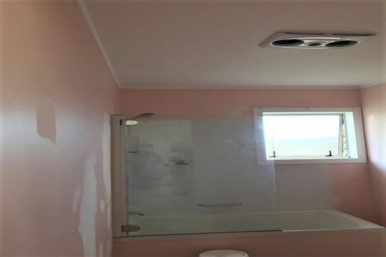 Photo of property in 2g Cedar Drive, Paraparaumu Beach, Paraparaumu, 5032