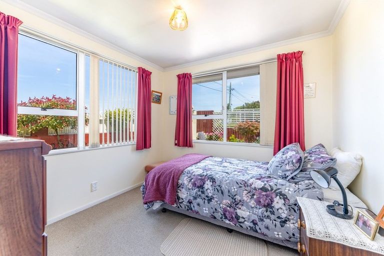 Photo of property in 1/187 Pages Road, Wainoni, Christchurch, 8061