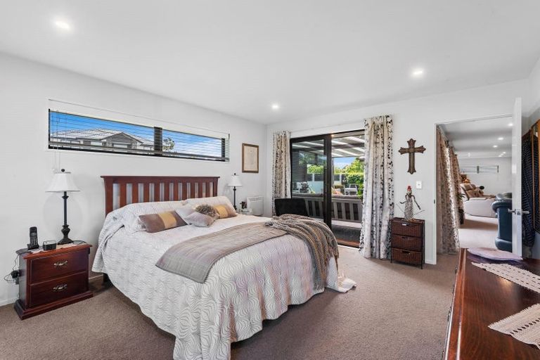 Photo of property in 2 Bronco Drive, Aidanfield, Christchurch, 8025