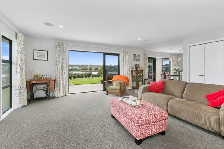Photo of property in 28 North Bay Road, Pyes Pa, Tauranga, 3112