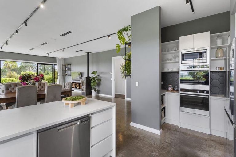 Photo of property in 1 Jack Barry Road, Waitoki, Albany, 0794