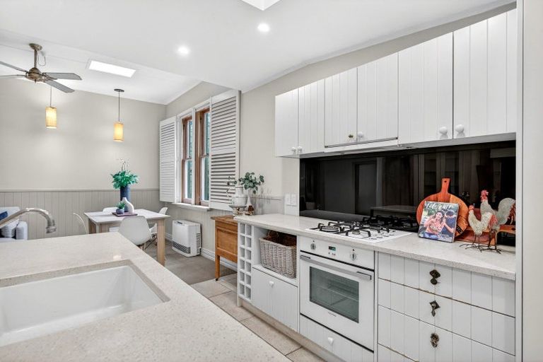 Photo of property in 24 Papawai Road, Greytown, 5712