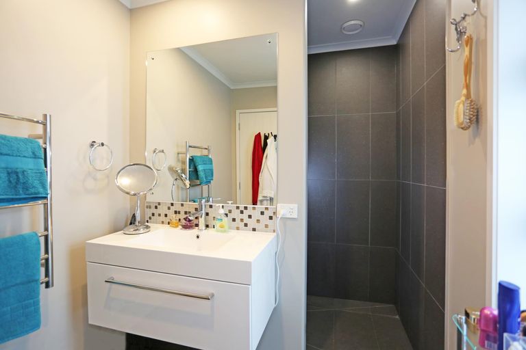 Photo of property in 2 Mirabell Place, Patumahoe, Pukekohe, 2679