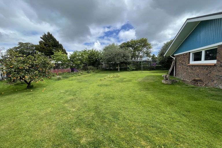 Photo of property in 4 Sunnypark Avenue, Rosehill, Papakura, 2113