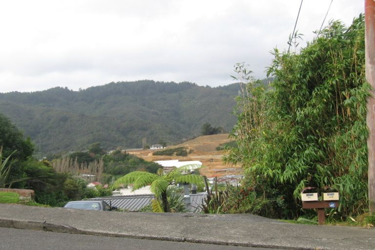Photo of property in 24b Logie Street, Stokes Valley, Lower Hutt, 5019