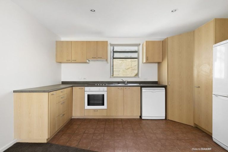Photo of property in Pirie Street Townhouses, 31/35 Pirie Street, Mount Victoria, Wellington, 6011