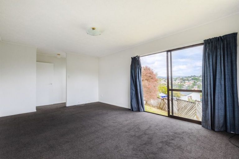 Photo of property in 86 Sunvue Road, Glen Eden, Auckland, 0602