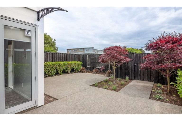 Photo of property in 130 Sherborne Street, St Albans, Christchurch, 8014