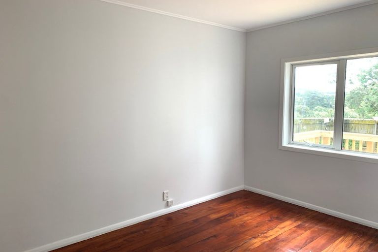 Photo of property in 23 Margan Avenue, New Lynn, Auckland, 0600