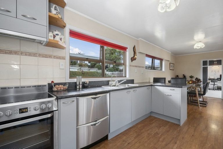 Photo of property in 12 Marlborough Place, Tokoroa, 3420