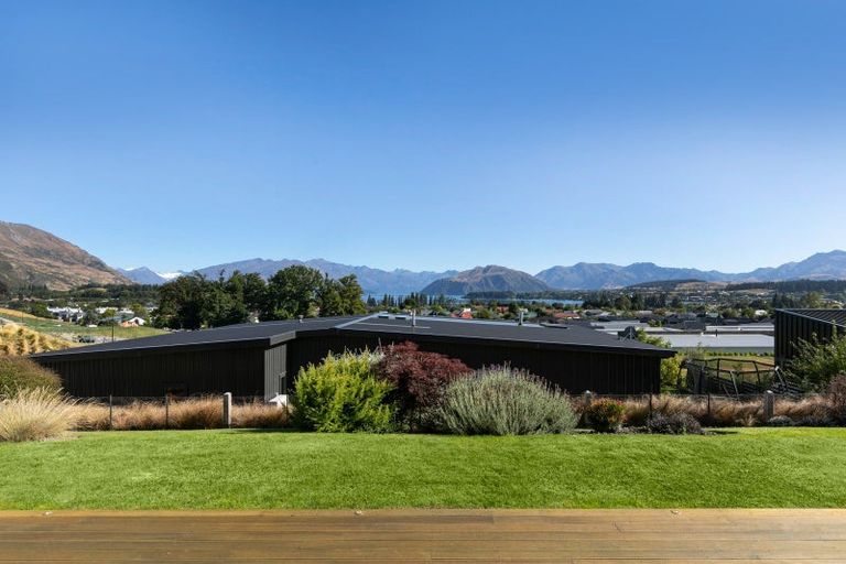Photo of property in Meadowstone Alpha Series, 106 West Meadows Drive, Wanaka, 9305
