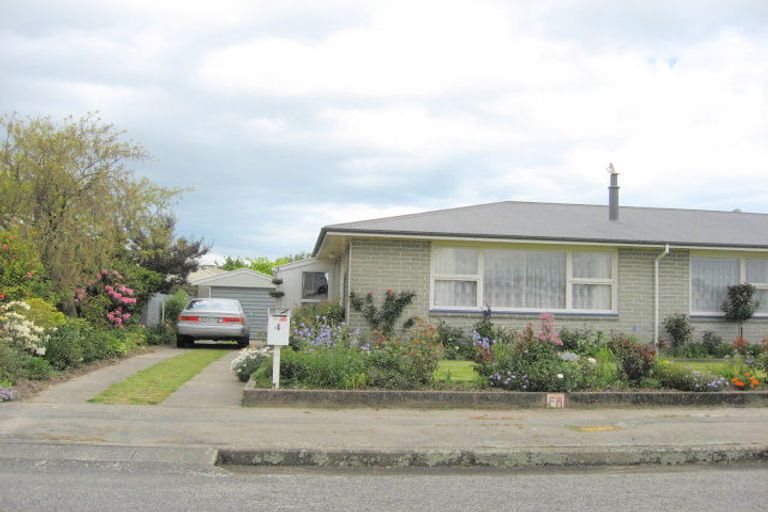 Photo of property in 4b Weston Place, Rangiora, 7400