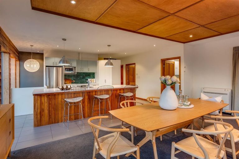 Photo of property in 25 Challenger Lane, Redcliffs, Christchurch, 8081