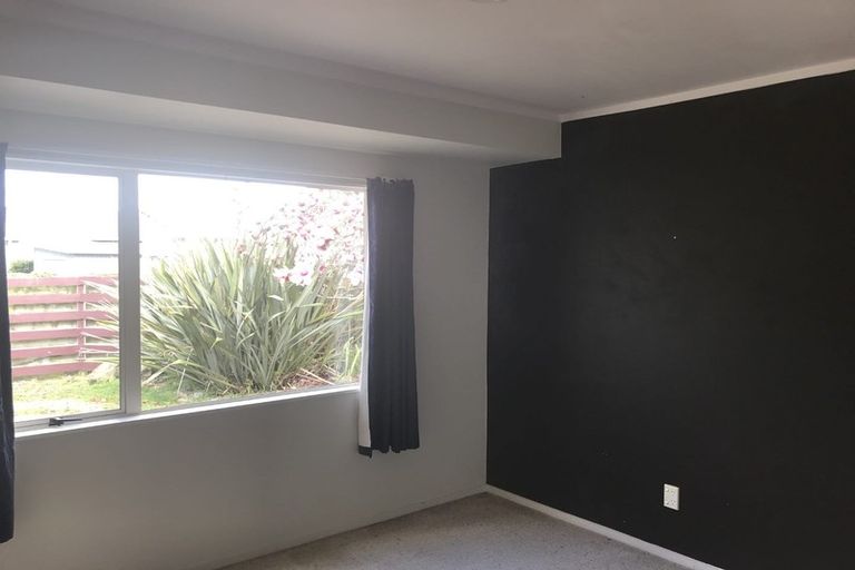 Photo of property in 2/56 Arthur Crescent, Hilltop, Taupo, 3330