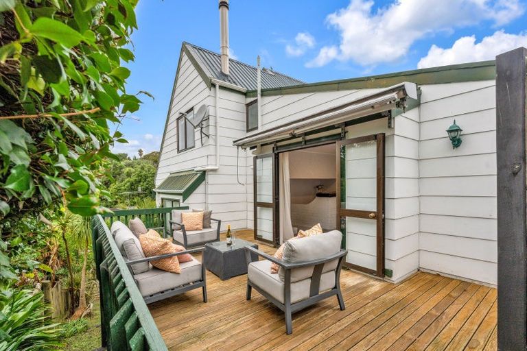 Photo of property in 1/14 Trident Place, Shelly Park, Auckland, 2014