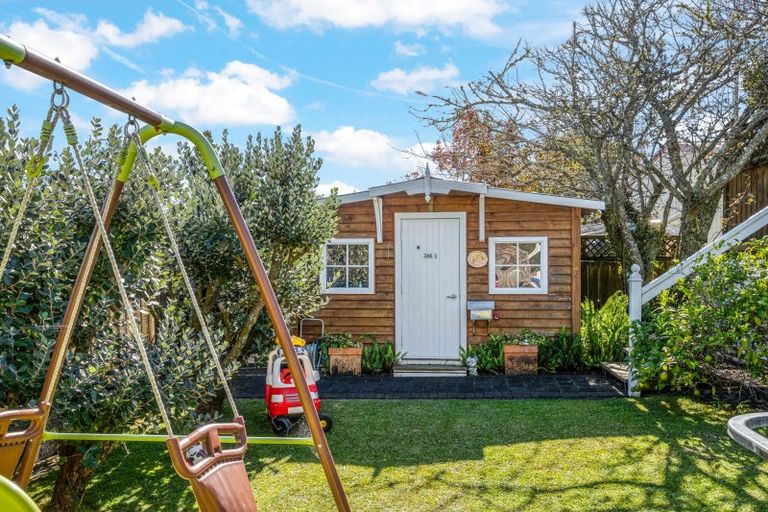 Photo of property in 306 Point View Drive, Dannemora, Auckland, 2016