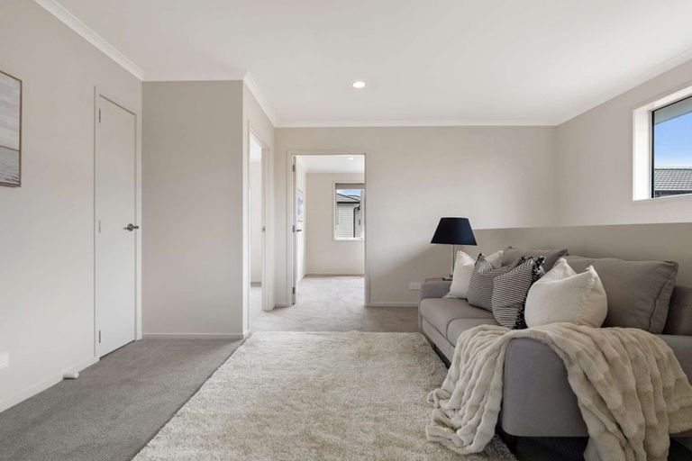 Photo of property in 18 Akeake Lane, Manurewa, Auckland, 2102