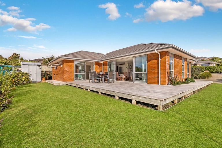 Photo of property in 29 Beachwood Drive, Hatfields Beach, Orewa, 0931