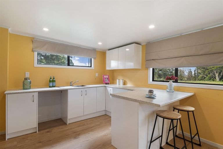 Photo of property in 166 Holmes Road, Waiuku, 2682