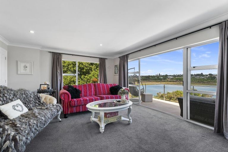 Photo of property in 28 Sunny Bay Road, Matua, Tauranga, 3110