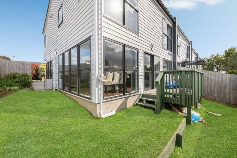 Photo of property in 11a Kimdale Place, Totara Heights, Auckland, 2105