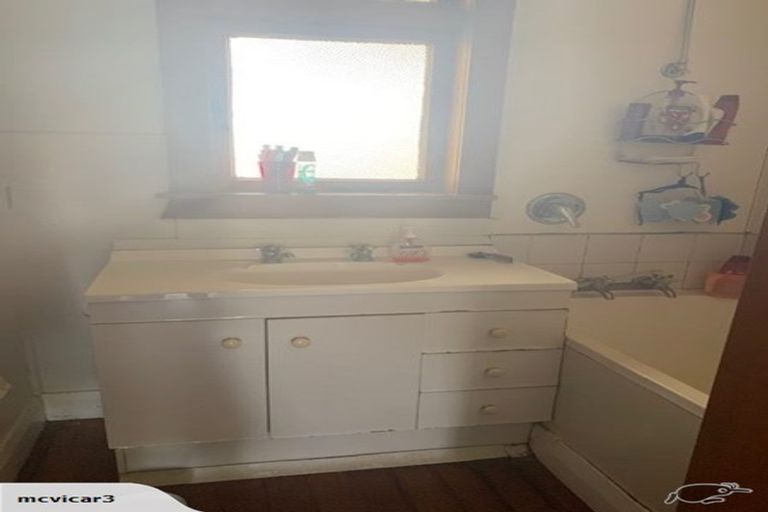 Photo of property in 92 Naylor Street, Hamilton East, Hamilton, 3216