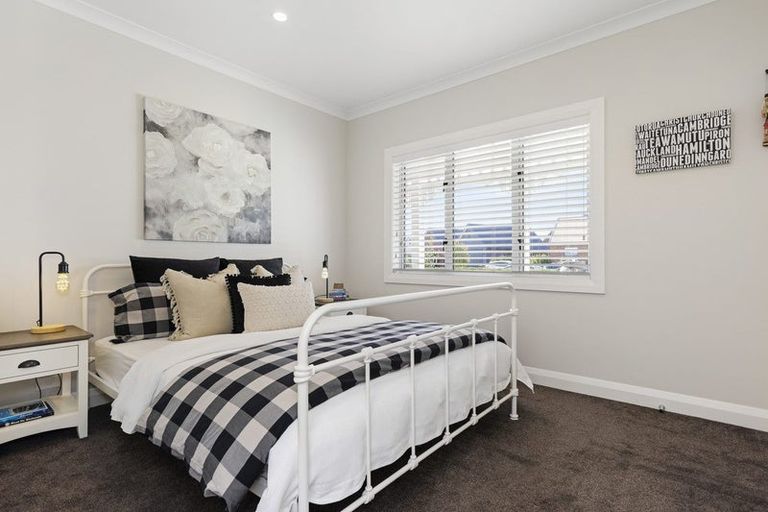 Photo of property in 31 Jarrett Terrace, Leamington, Cambridge, 3432