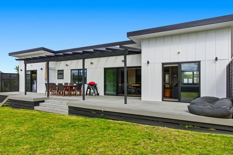 Photo of property in 80 Kahotea Drive, Motuoapa, 3382