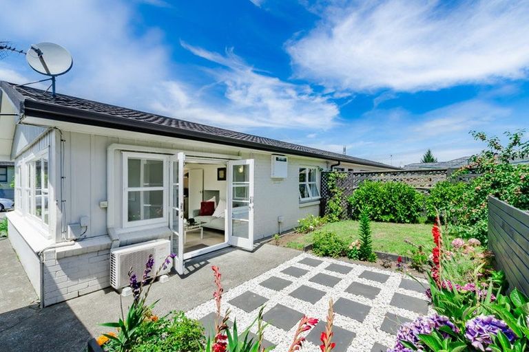 Photo of property in 1 Anthony Grove, Paraparaumu Beach, Paraparaumu, 5032