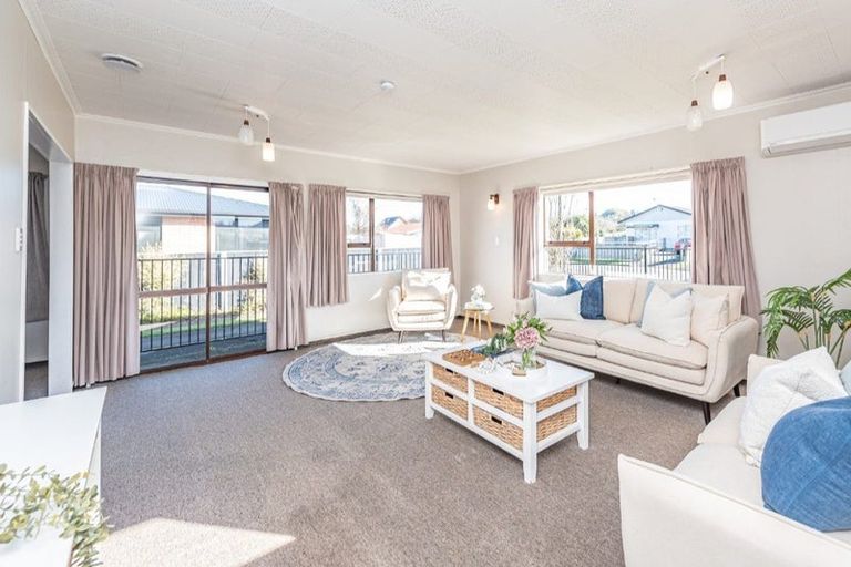 Photo of property in 3 Queen Street, Aramoho, Whanganui, 4500