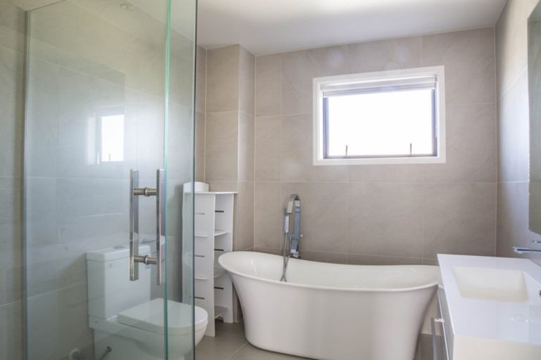 Photo of property in 66 Caldera Drive, Long Bay, Auckland, 0630