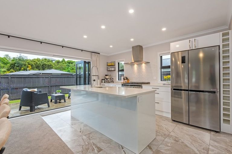 Photo of property in 1 Serenity Crescent, Kelvin Grove, Palmerston North, 4414