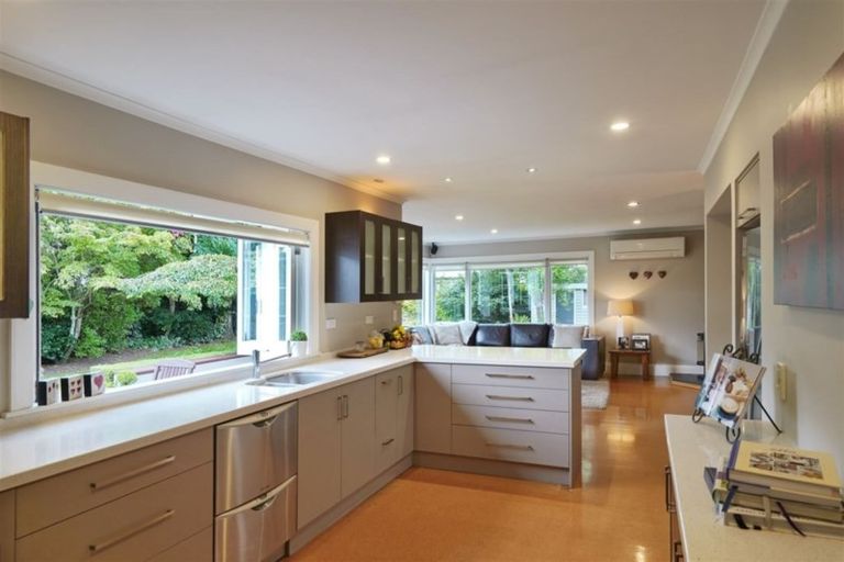 Photo of property in 26 Alpha Avenue, Strowan, Christchurch, 8052