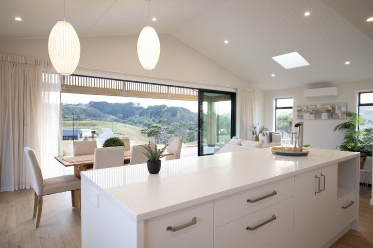 Photo of property in 11 Kapokapowai Street, Raglan, 3225